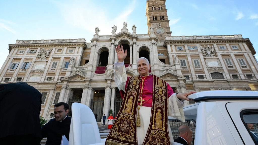 Papa Leão XIV visita a Basílica de Santa Maria Maior