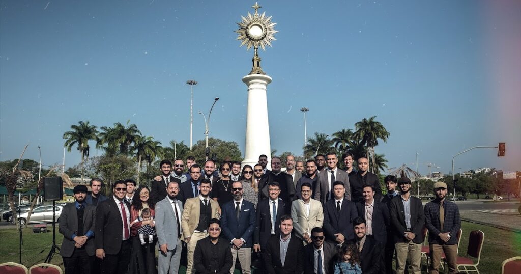 Vigário Episcopal, em carta pública, adverte fiéis da Arquidiocese contra o Centro Dom Bosco
O Fiel Católico