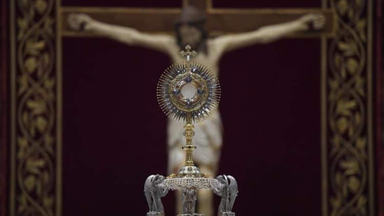 Corpus Christi é Missa de Preceito?