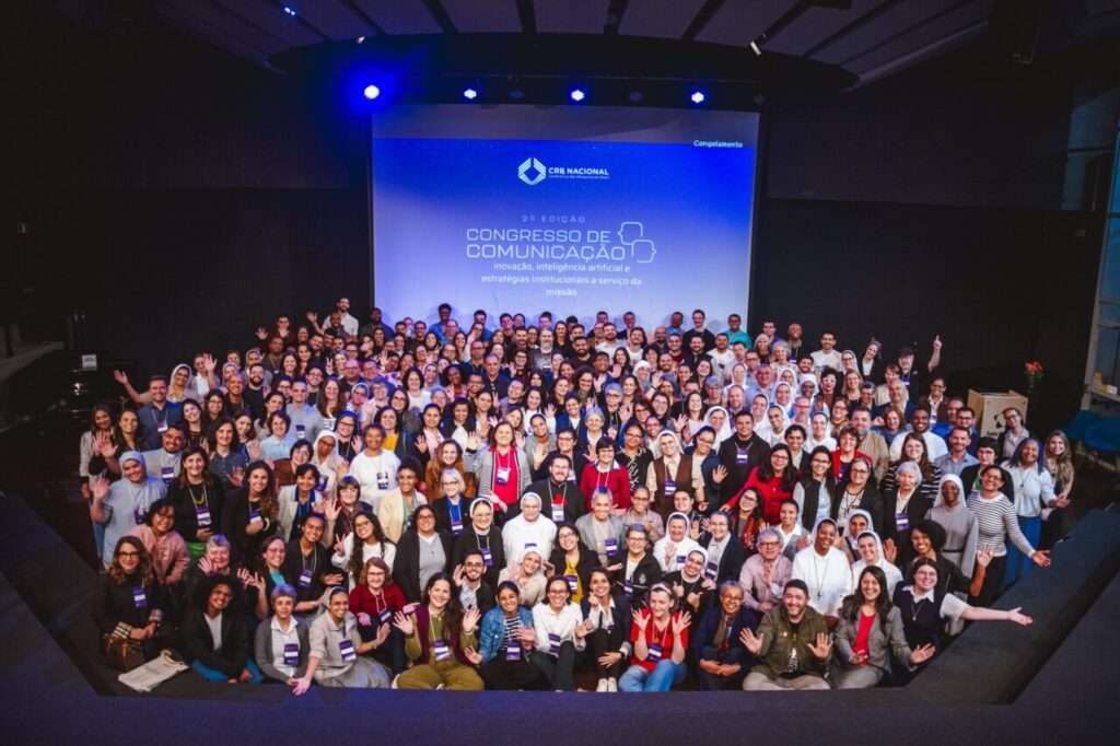 Congresso da CRB debate inteligência artificial, inovação e desafios da comunicação na Igreja