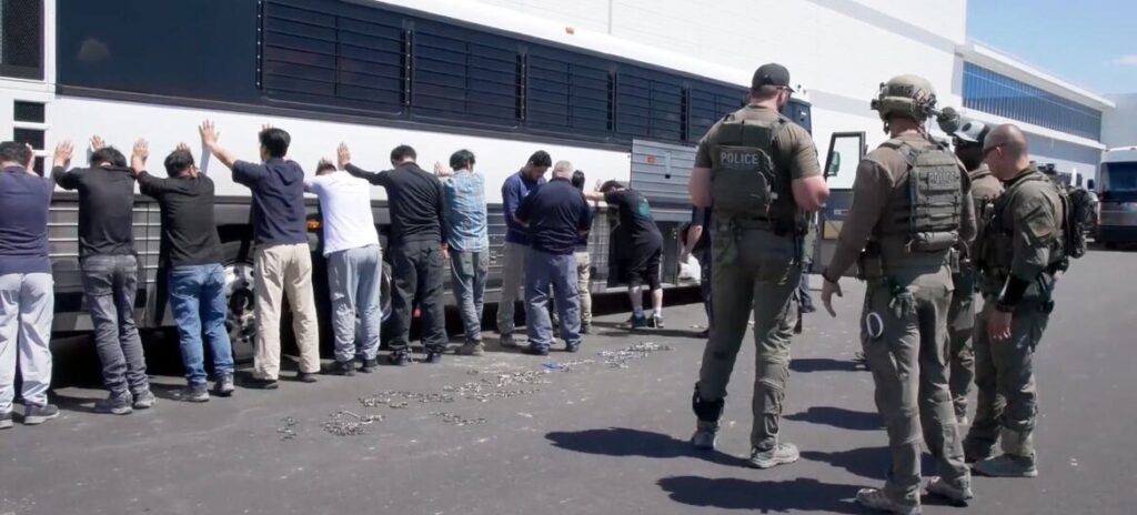Migrantes nos EUA: “muita gente com raiva e medo”, afirma o bispo de Saint Cloud