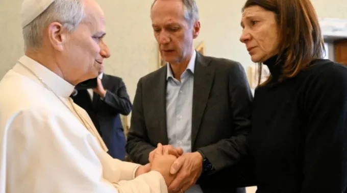 Papa Leão XIV manifesta solidariedade com as famílias dos jovens mortos em Crans-Montana, na Suíça