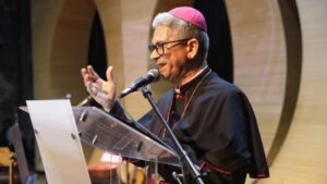Em artigo, dom João Santo Cardoso reflete sobre moradia como dimensão essencial do existir humano