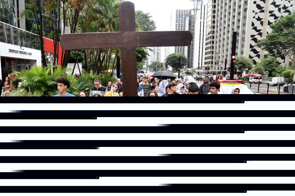 Arquidiocese organiza retiro e via-sacra para a juventude