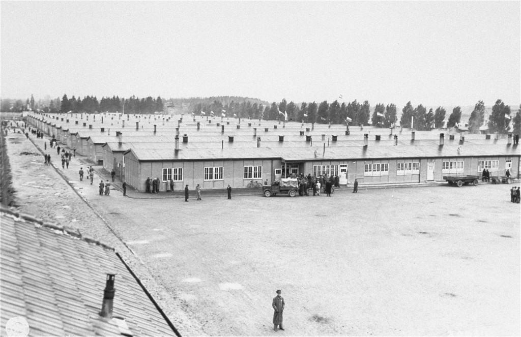 Papa recorda o aniversário da libertação do campo nazista alemão de Dachau