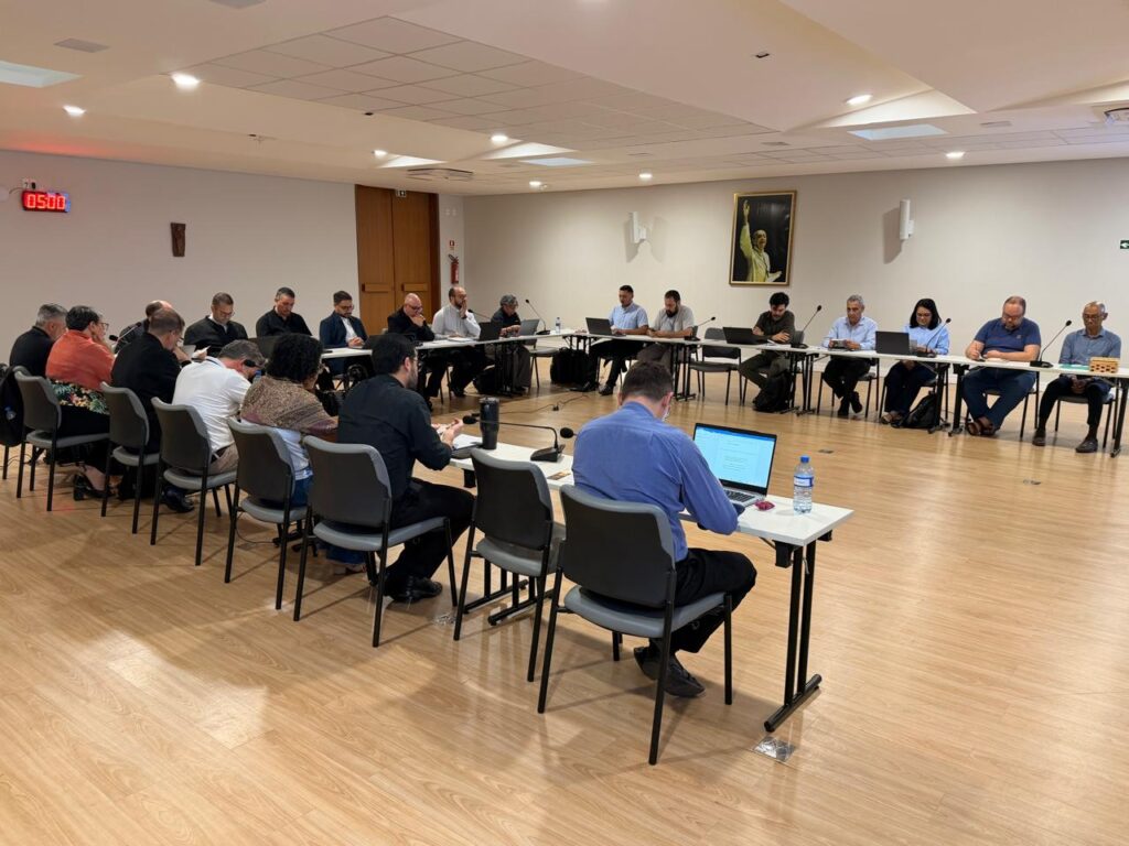 Assessores da CNBB se encontram com foco no encaminhamento pastoral das Diretrizes da Ação Evangelizadora 2026-2032