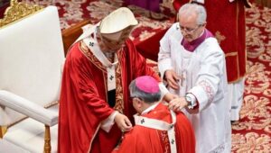 Quatro arcebispos brasileiros recebem o pálio arquiepiscopal na Solenidade de São Pedro e São Paulo