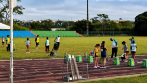 Atletas do Projeto Social Correndo Atrás de um Sonho conquistam medalhas nos Jogos Escolares do DF