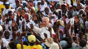 Home 16 Leão XIV aos jovens africanos: sejam testemunhas do amor, da justiça e da paz