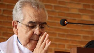 Home 11 Padre Zezinho, SCJ, celebra seis décadas de sacerdócio e uma trajetória pioneira na música, na comunicação e na catequese