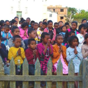 Home 9 Terço pela paz: Papa Leão XIV rezará com centenas de crianças no Vaticano